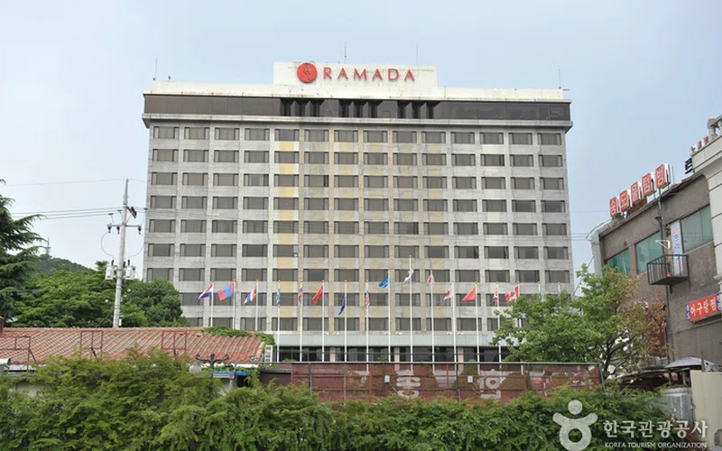 인천 라마다송도호텔 방문 동선을 참고할 수 있는 트립뷰 편집 이미지