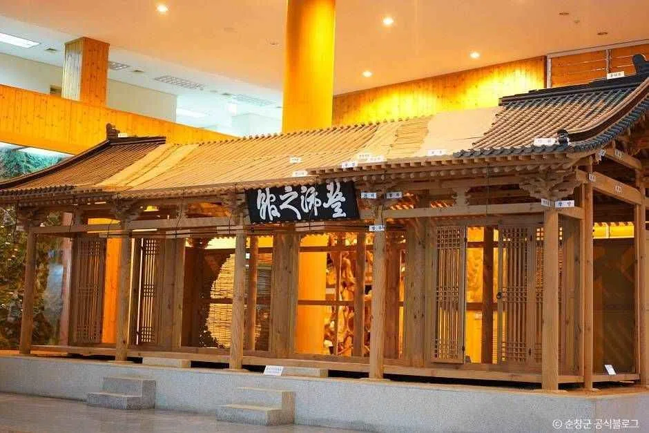 전북 전북특별자치도 산림박물관 방문 동선을 참고할 수 있는 트립뷰 편집 이미지