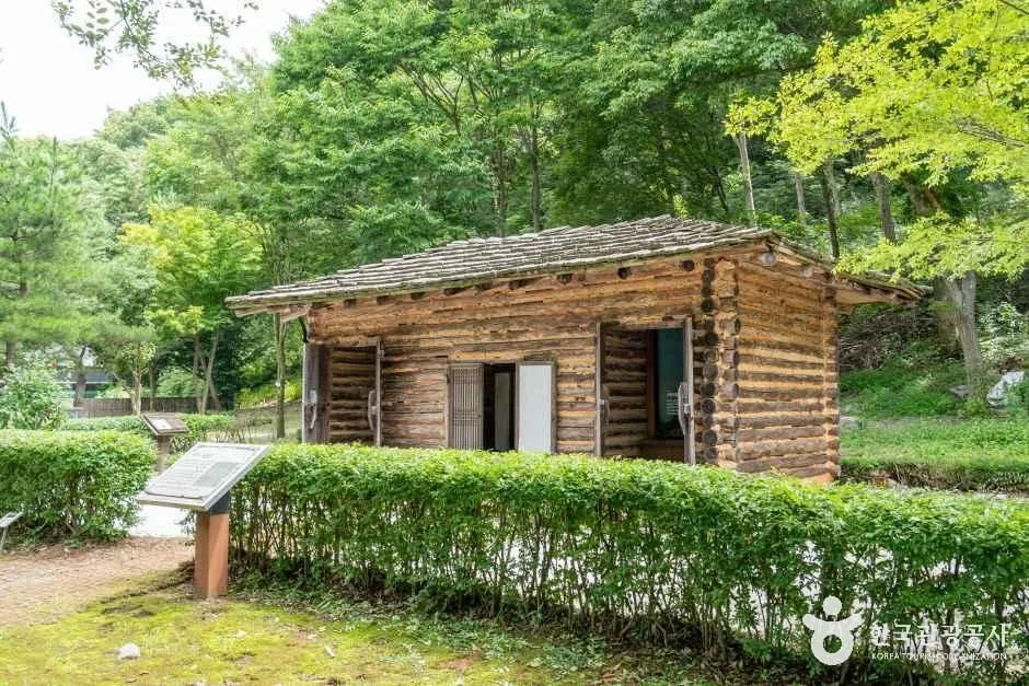 전북 전북특별자치도 산림박물관 방문 동선을 참고할 수 있는 트립뷰 편집 이미지